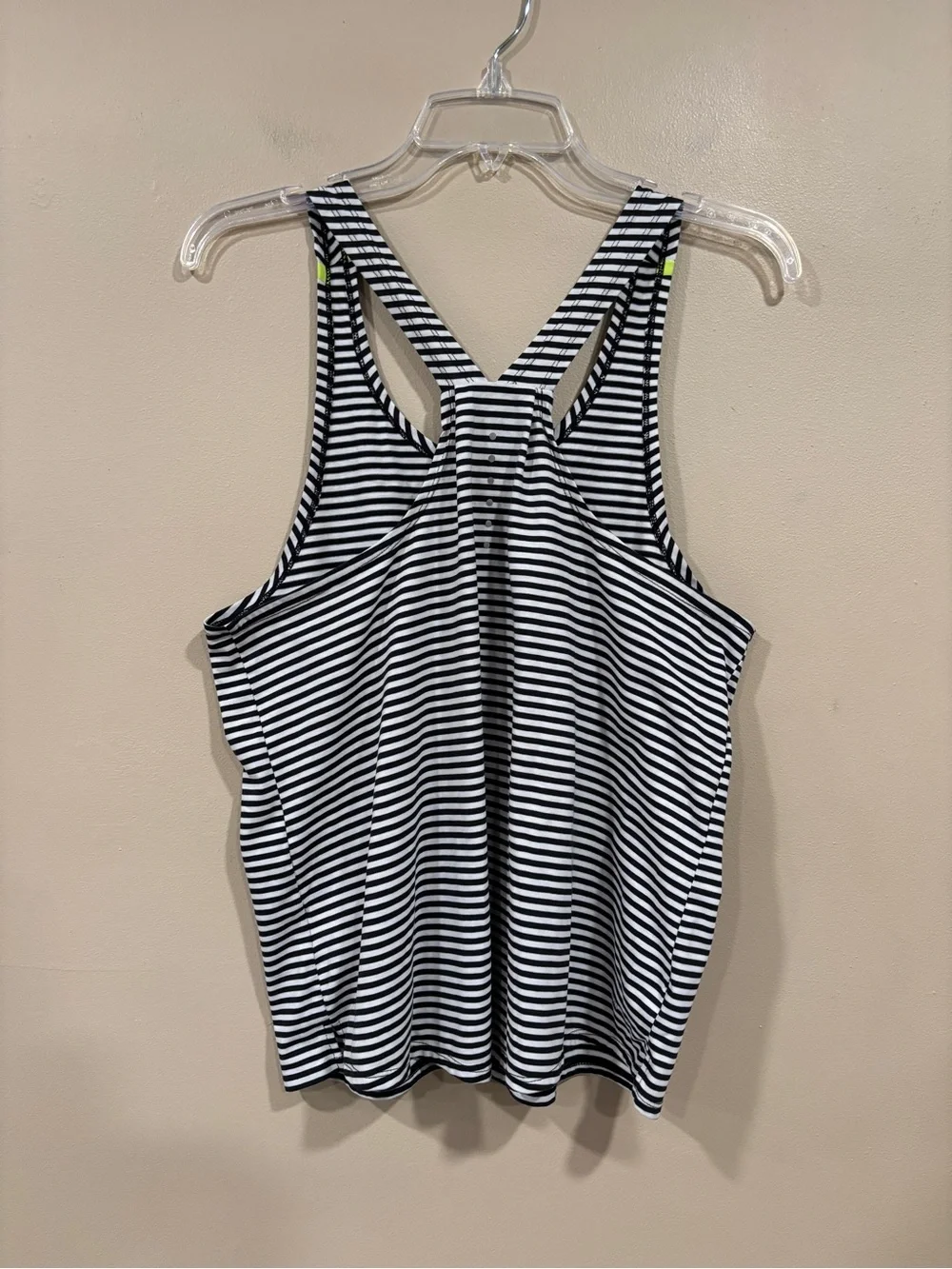 Nike Women’s Regular Dri-Fit Black & White Striped Tank Size M